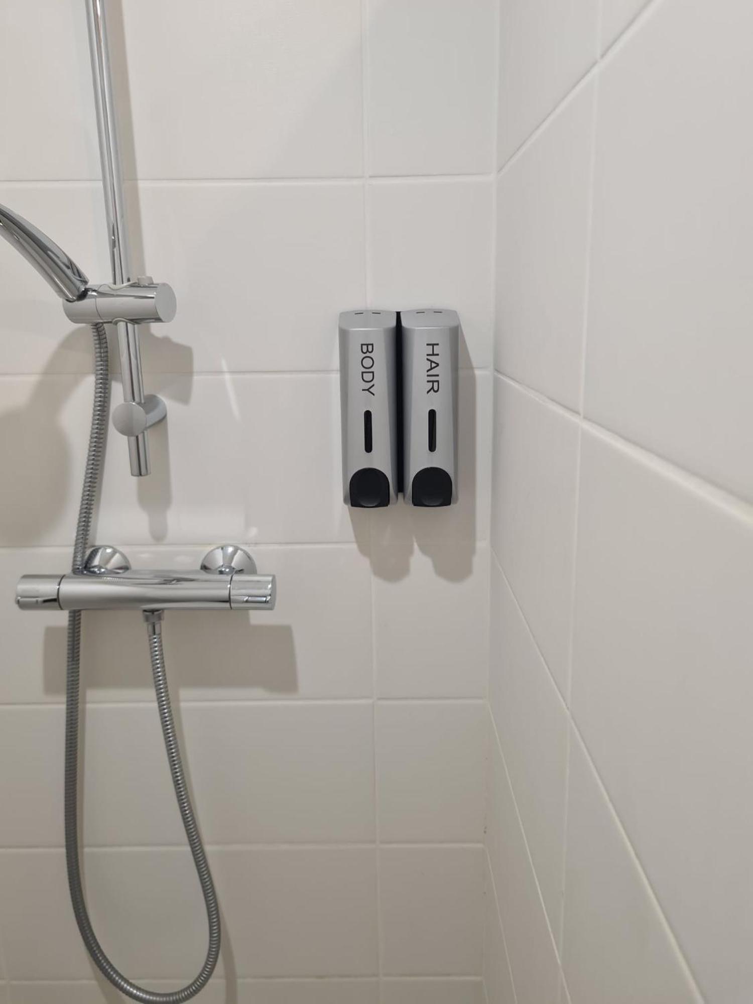 Le Rive-gauche équipé, 2 à 2 Pas De La Gare -- Wifi - Tv Connectée Appartement *